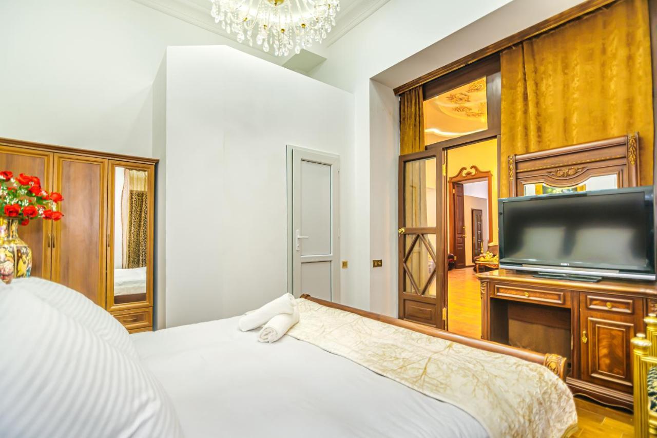 באקו Sera Boutique Hotel 1 מראה חיצוני תמונה