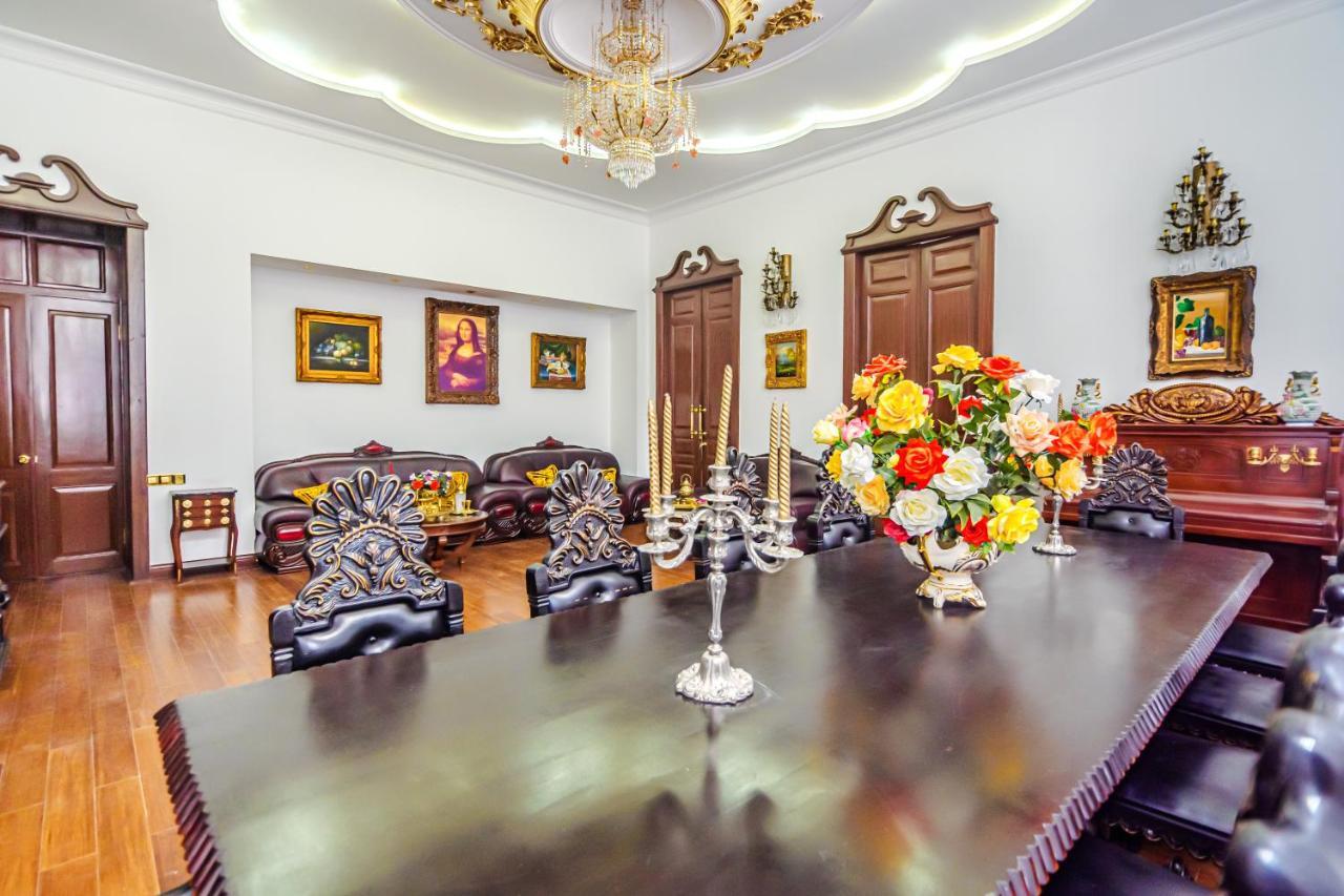 באקו Sera Boutique Hotel 1 מראה חיצוני תמונה